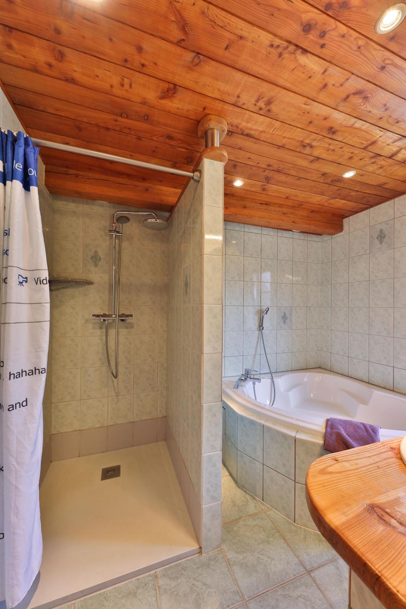 Le Du Tanet Sauna Terrasse En Alsace *