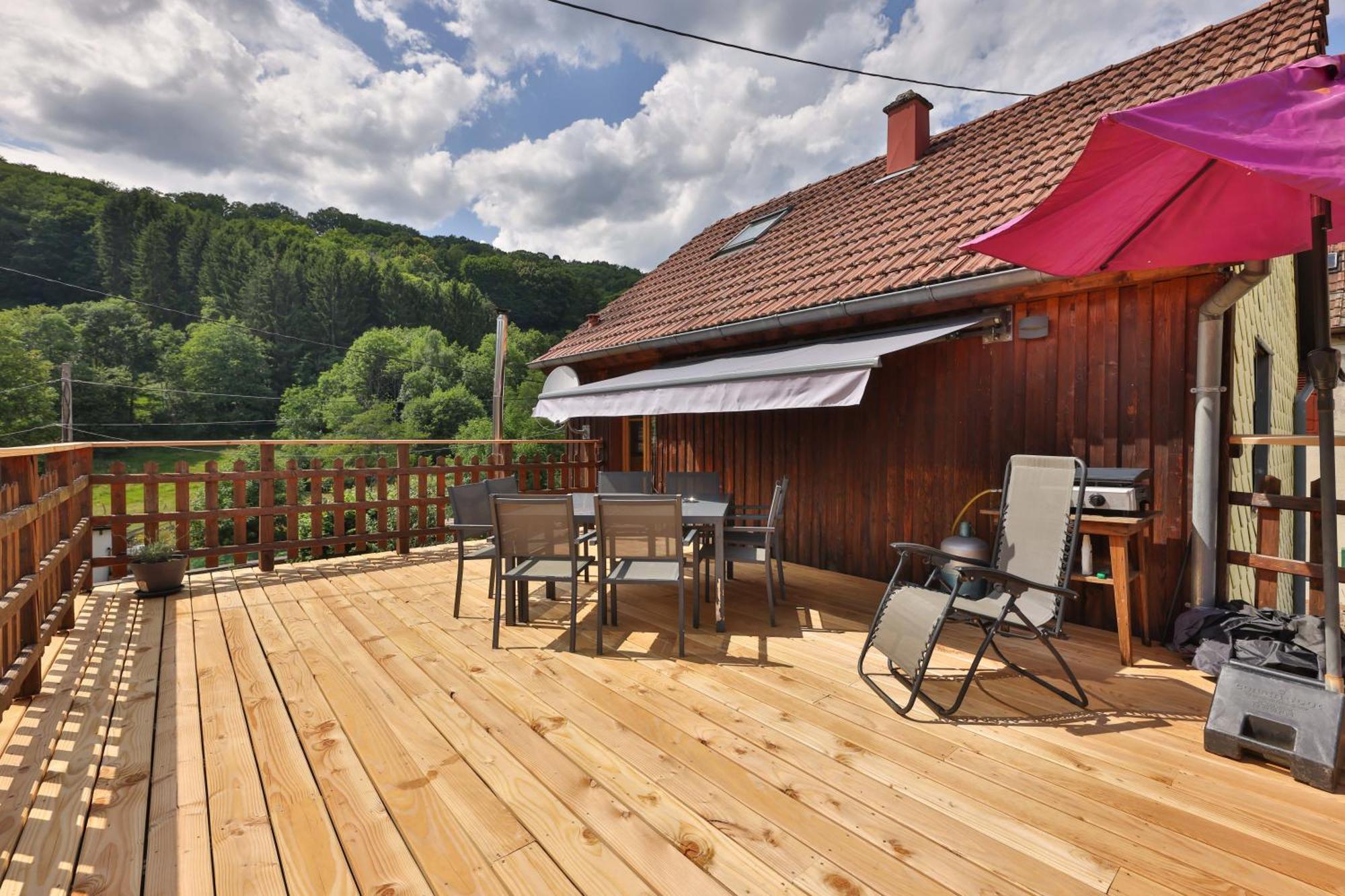 Le Du Tanet Sauna Terrasse En Alsace * Soultzeren